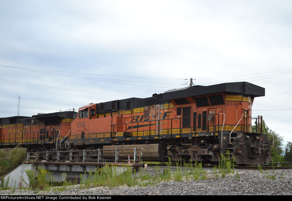 BNSF 6146